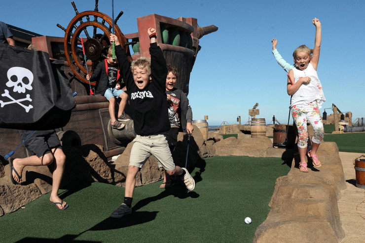 adventure golf